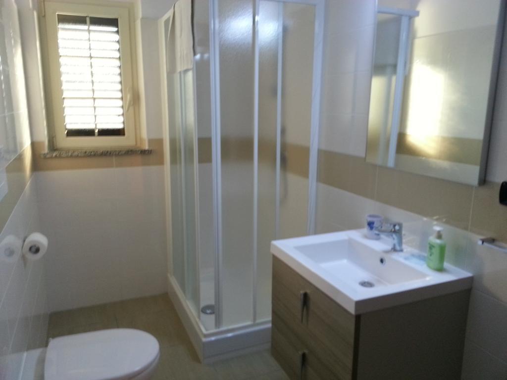 Il Girasole Formia Guesthouse Rooms Exterior photo