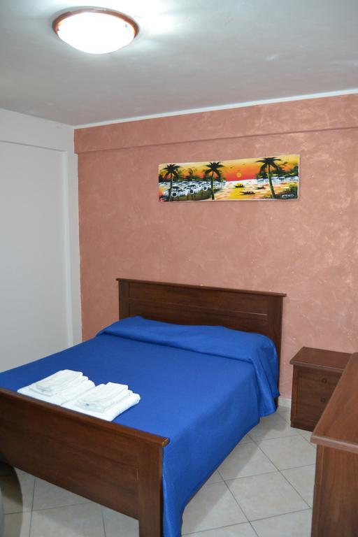 Il Girasole Formia Guesthouse Rooms Exterior photo